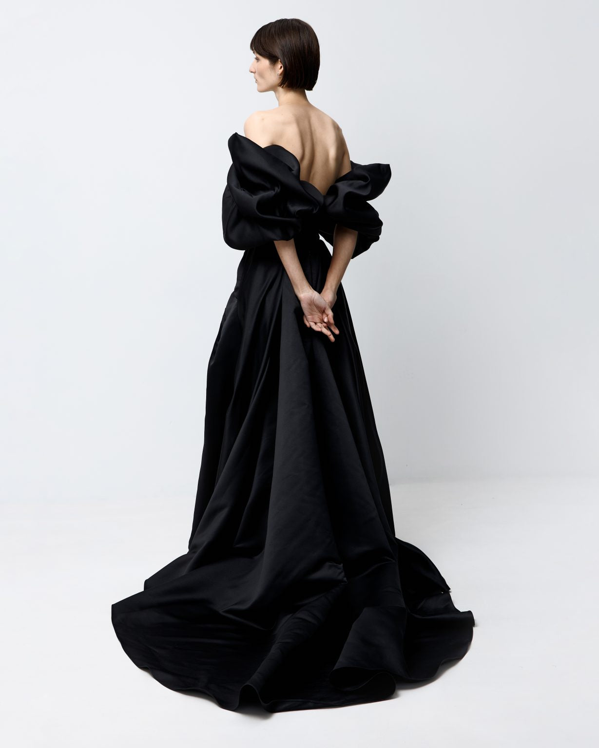 VOLUME SCULPTED DRESS