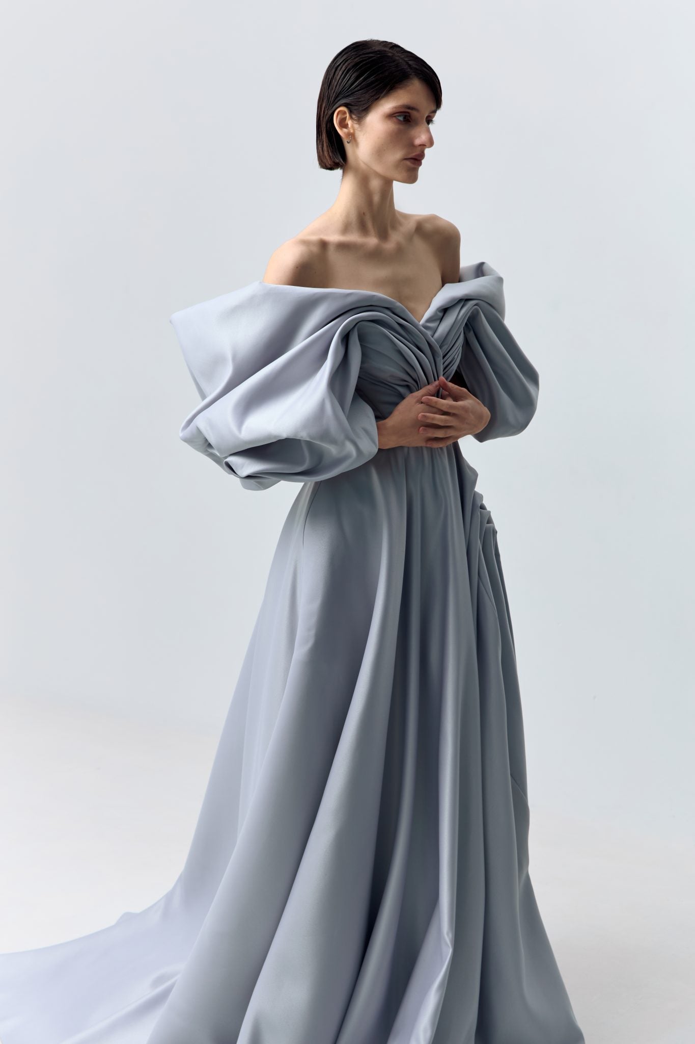VOLUME SCULPTED DRESS