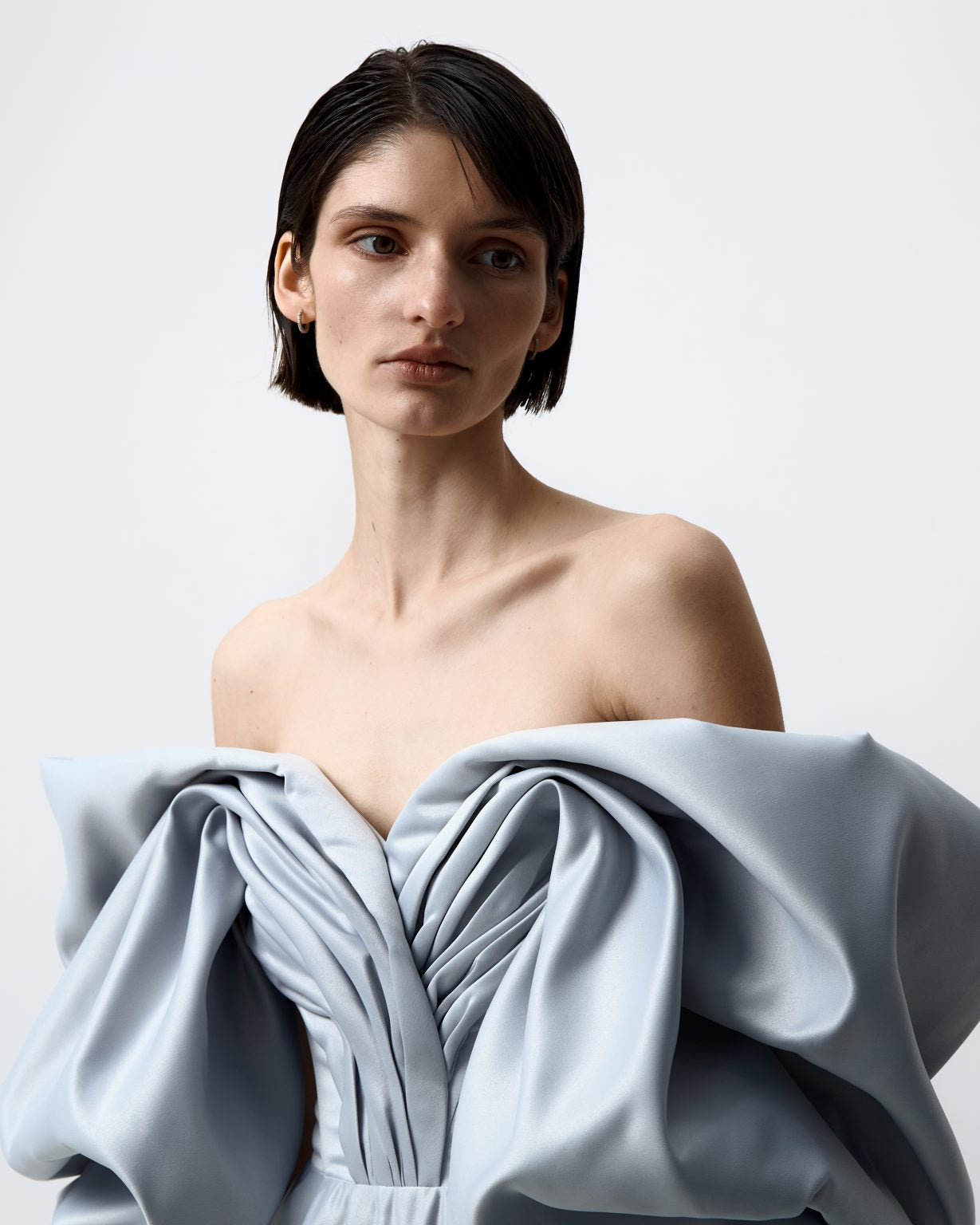 VOLUME SCULPTED DRESS