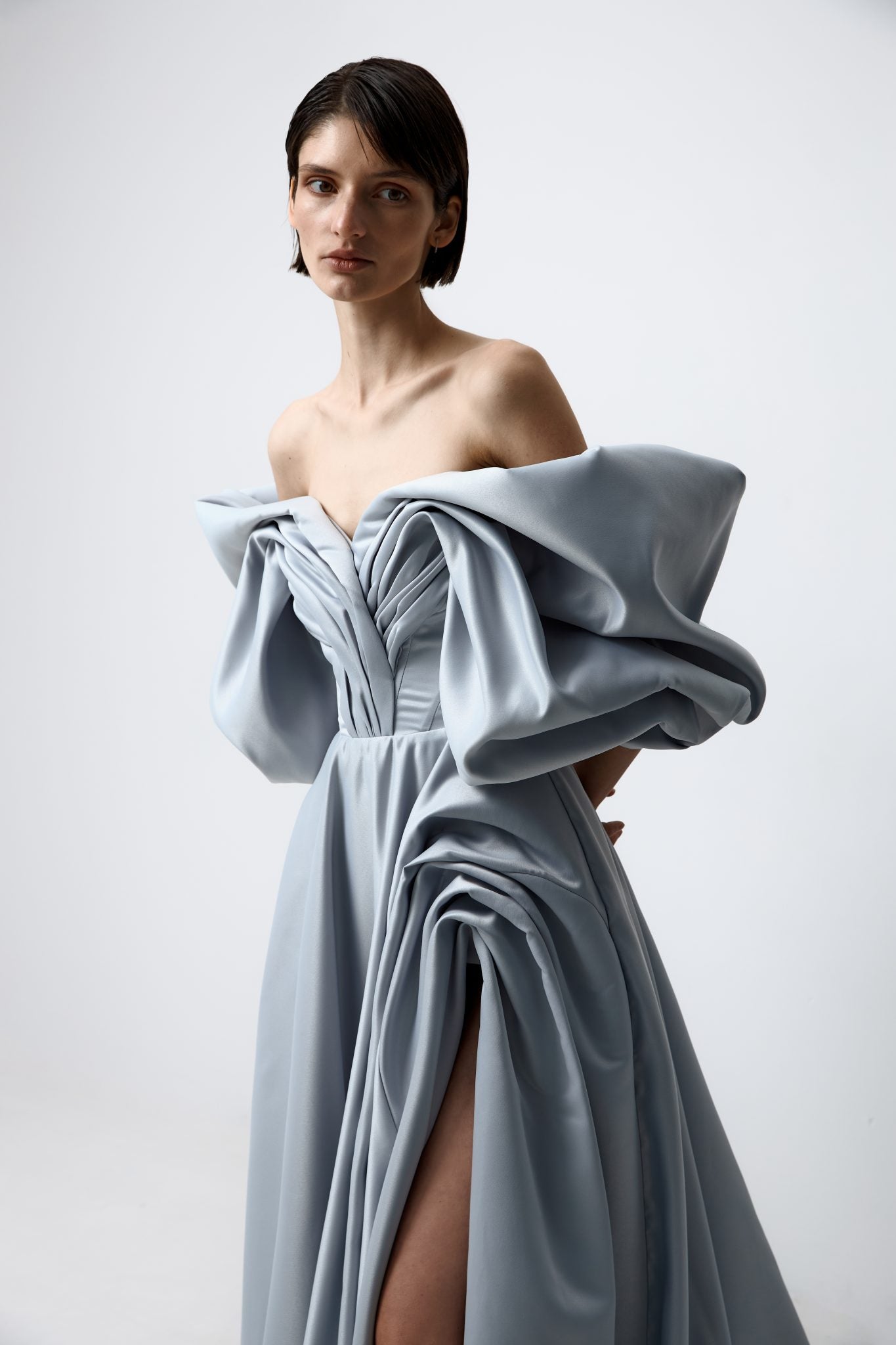 VOLUME SCULPTED DRESS