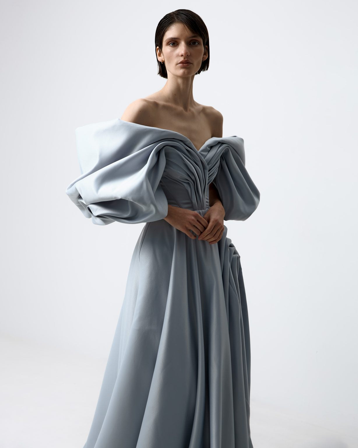 VOLUME SCULPTED DRESS