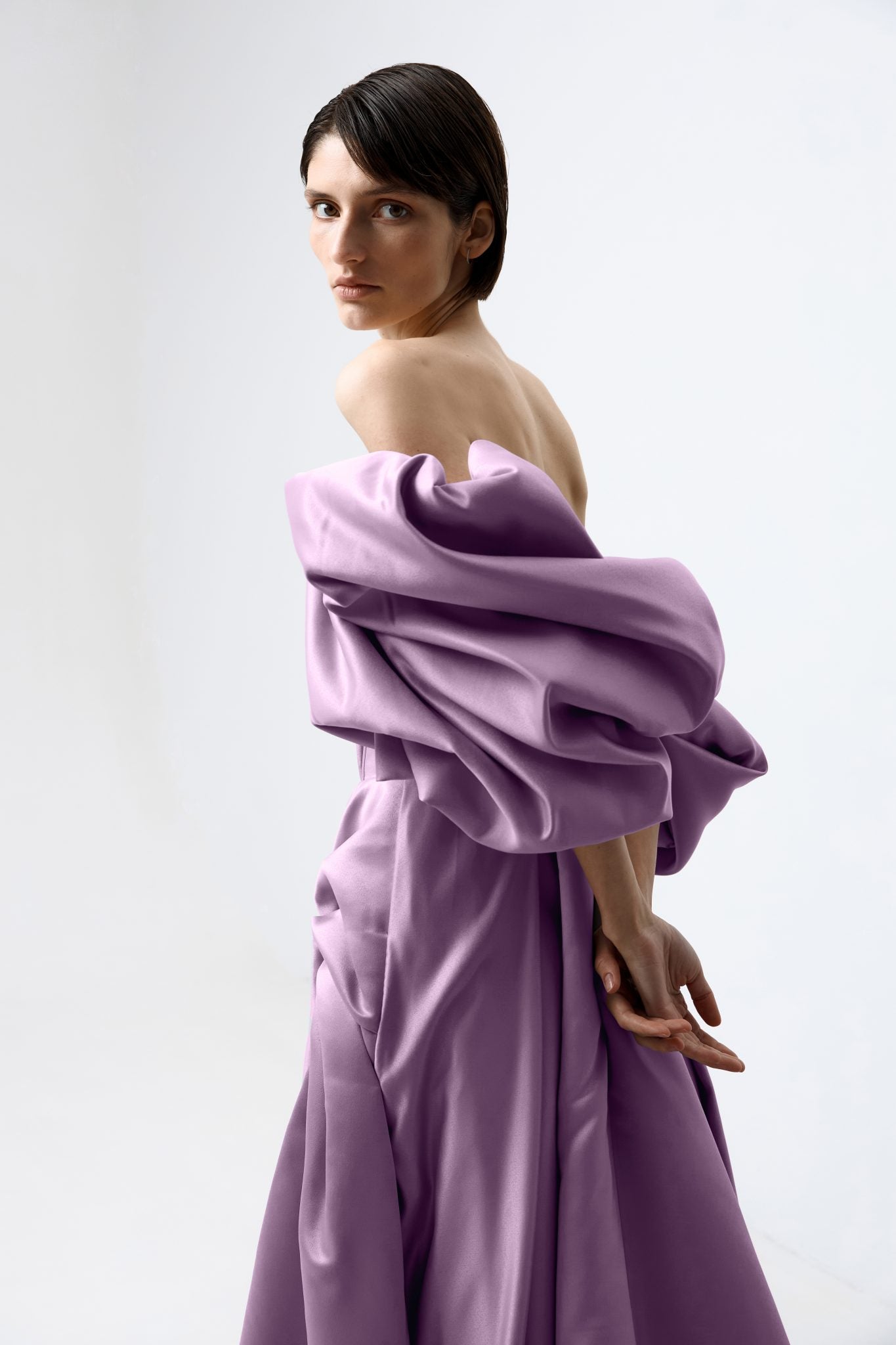 VOLUME SCULPTED DRESS