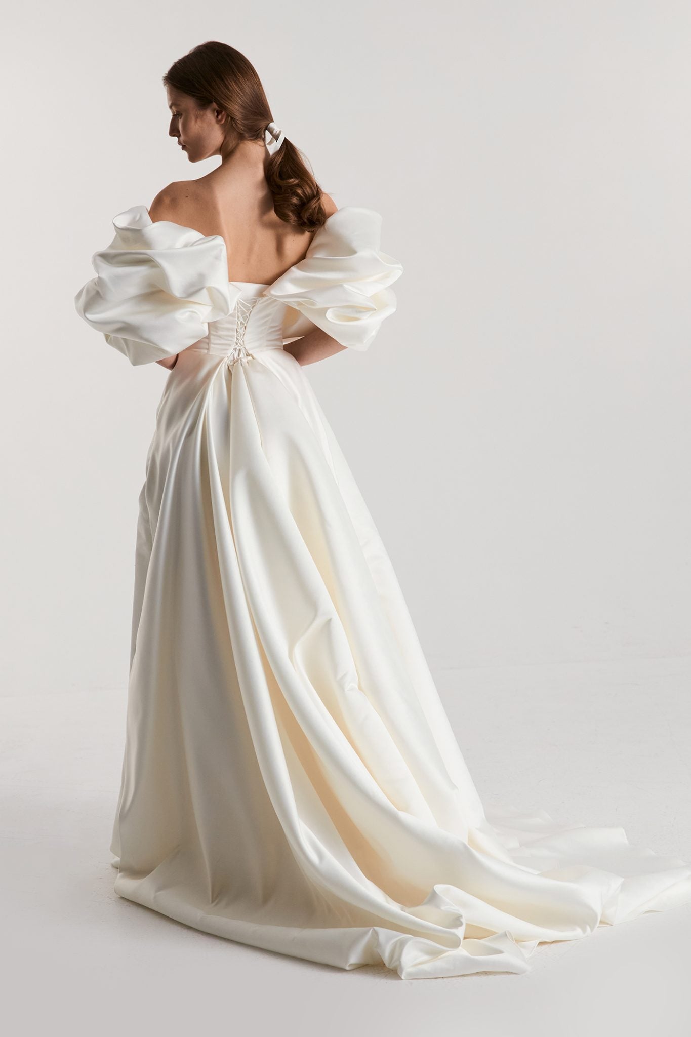 VOLUME SCULPTED DRESS