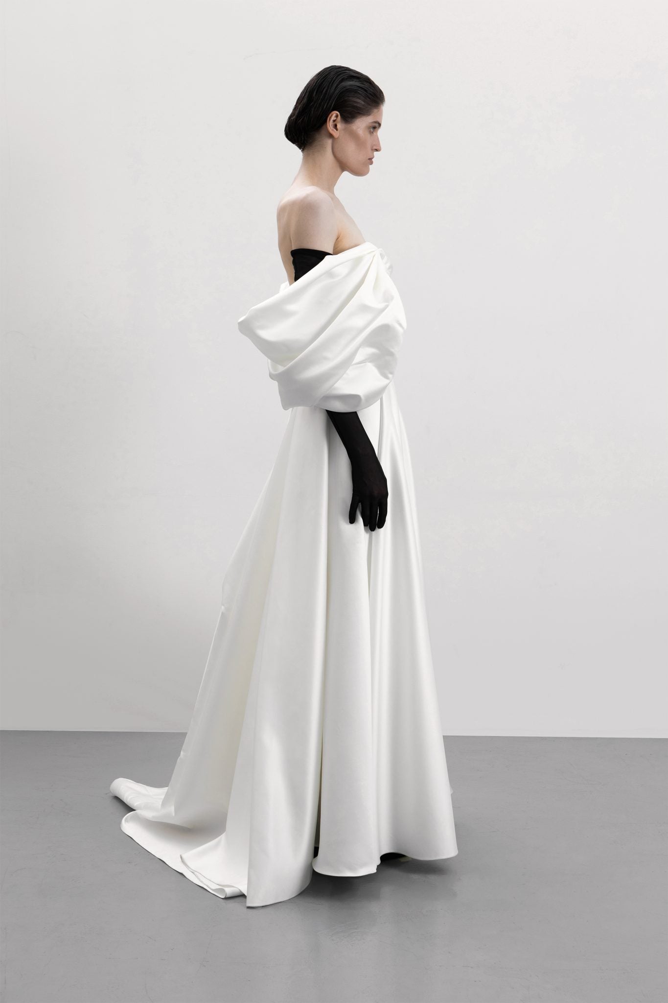 VOLUME SCULPTED DRESS