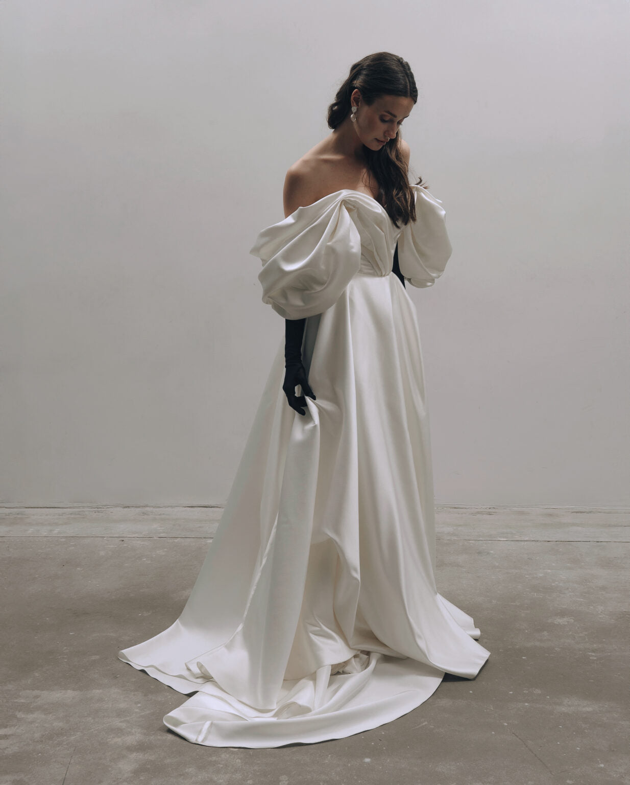 VOLUME SCULPTED DRESS
