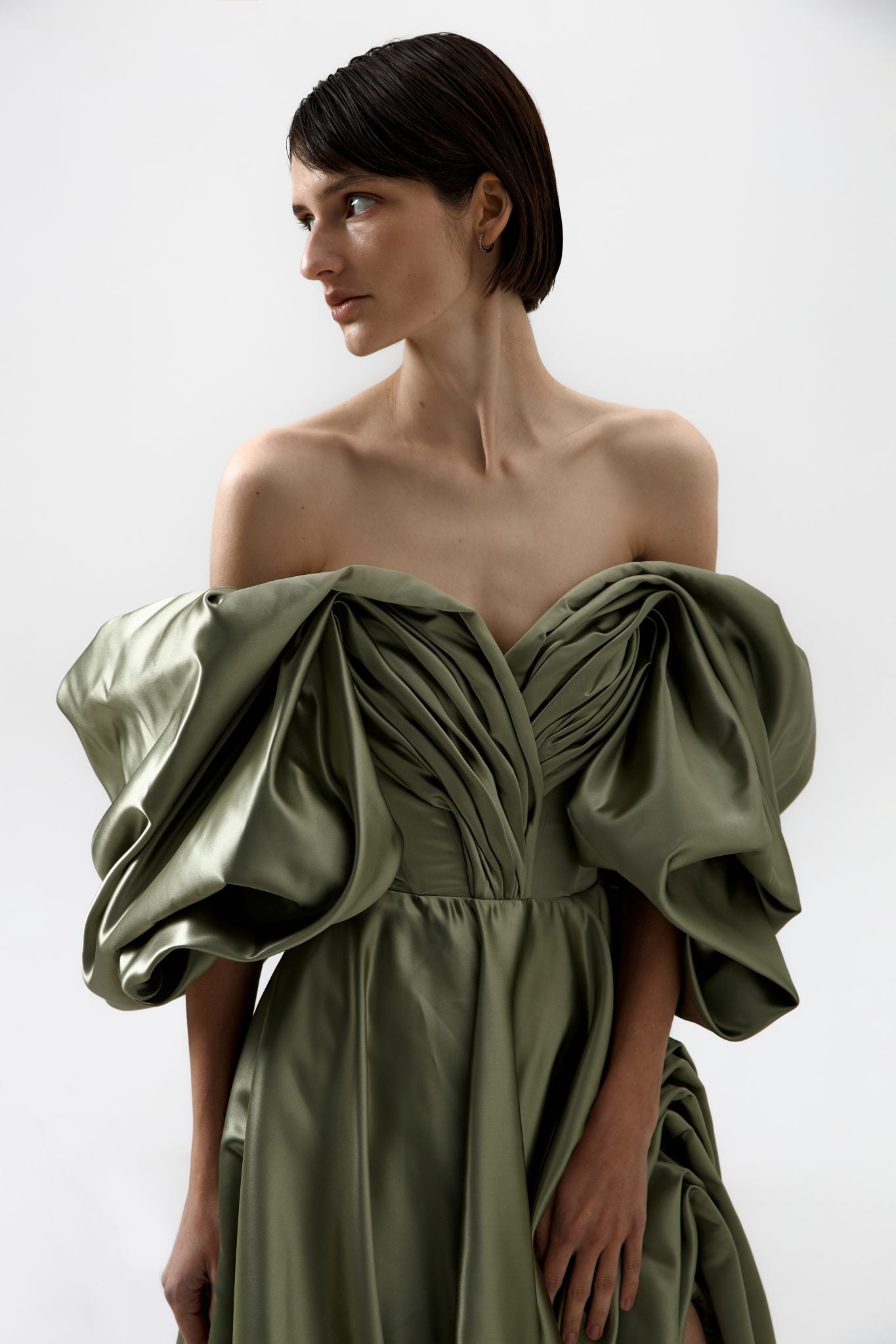 VOLUME SCULPTED DRESS