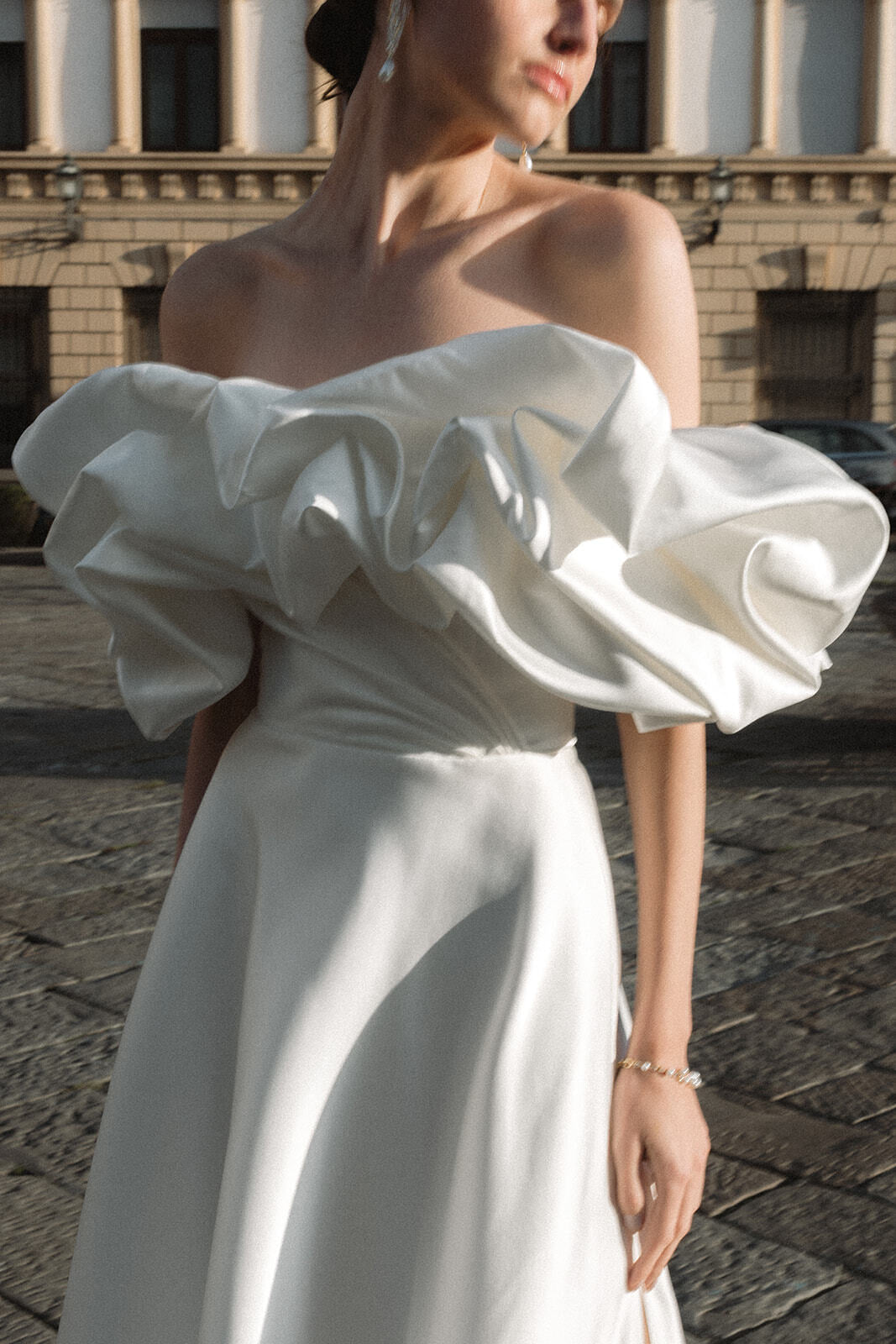 CORSET DRESS WITH MERINGUE FLOUNCES