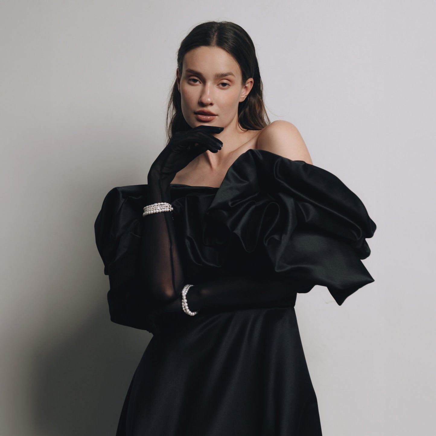 CORSET DRESS WITH MERINGUE FLOUNCES