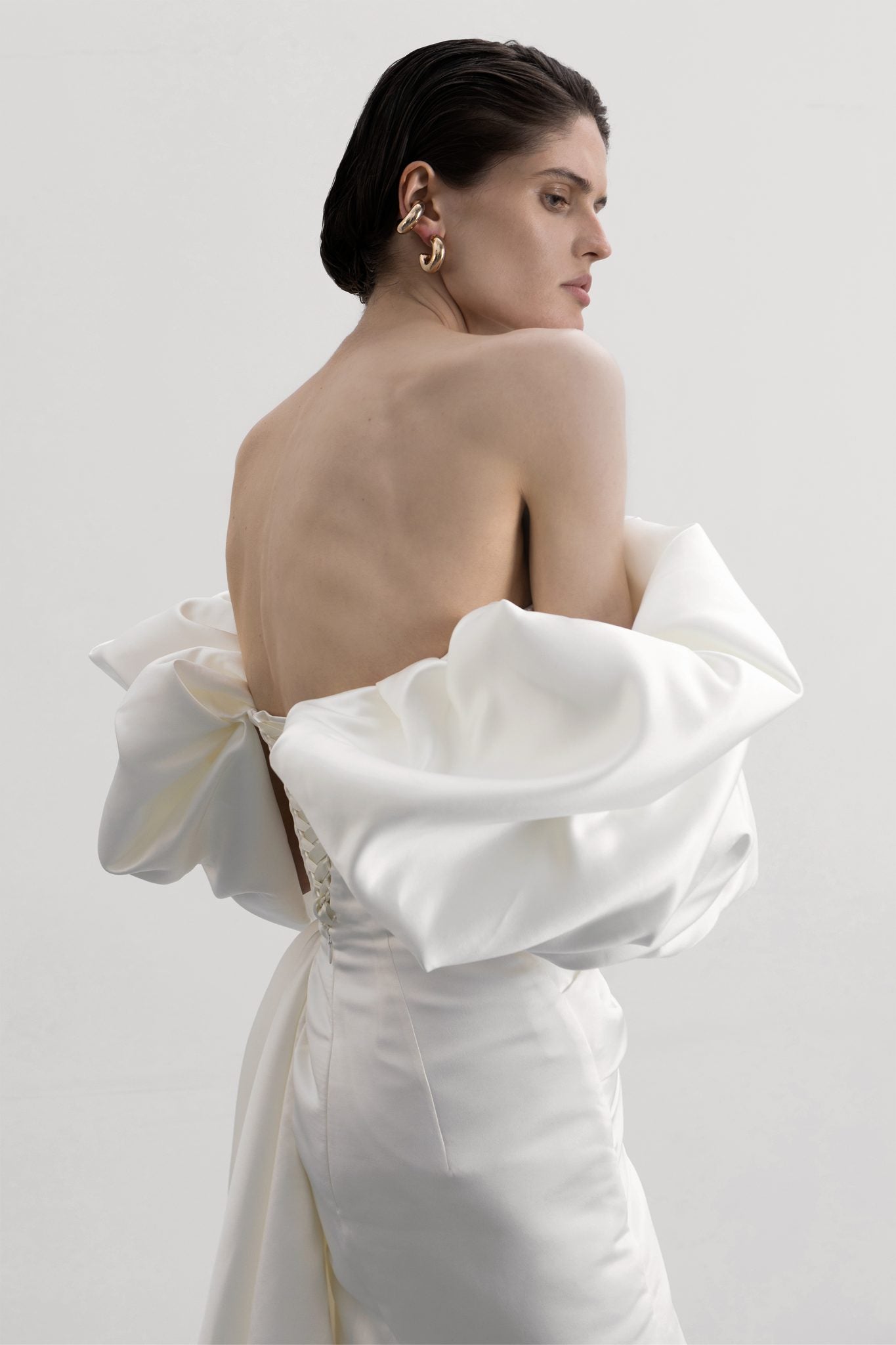 Volumetric corset
