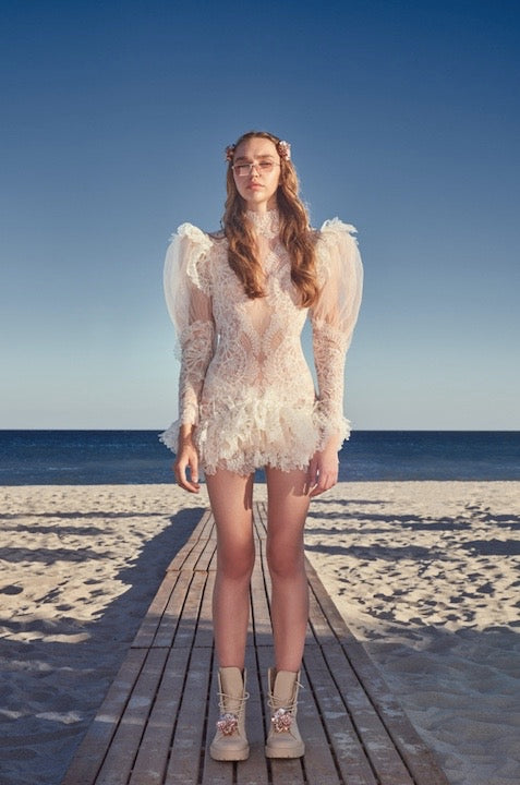 LACE APPLIQUE DECORATED LONG DRESS