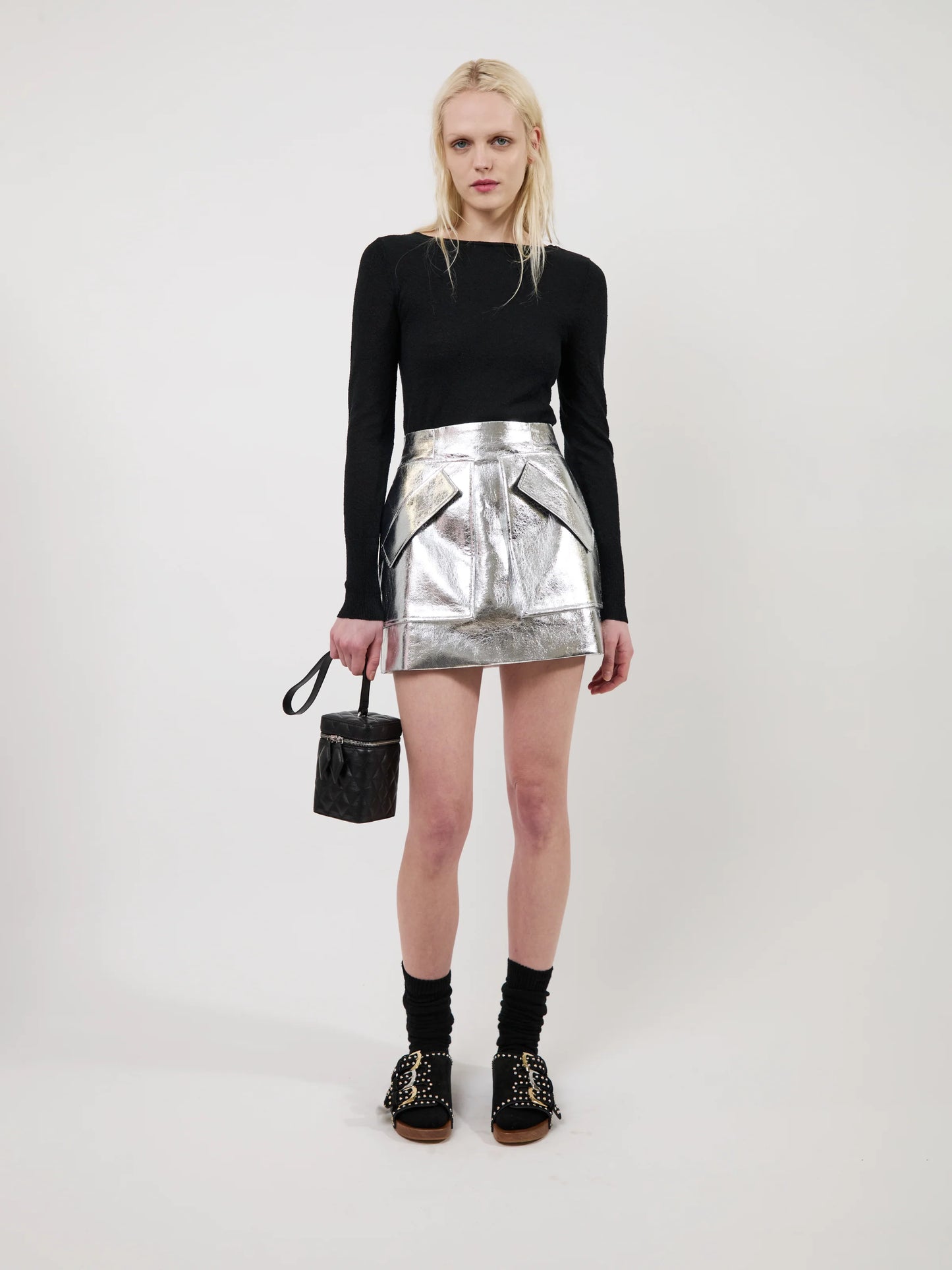 THE CHERRY SKIRT IN METALLIC SILVER