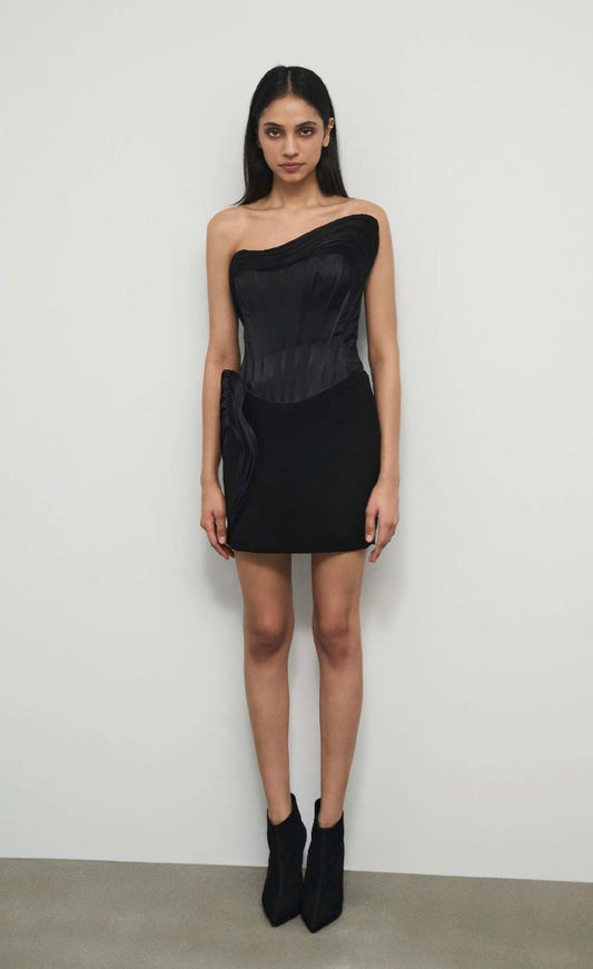 BLACK SCULPTED MINI DRESS