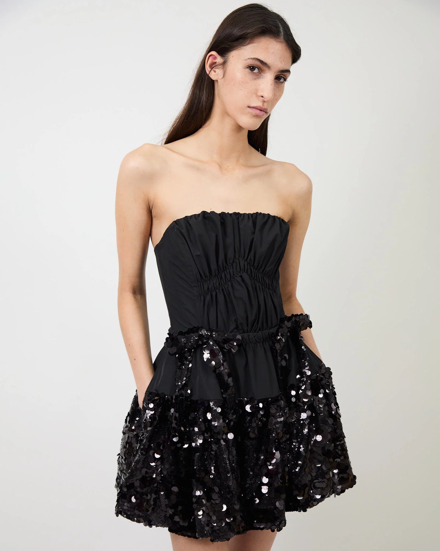 THE KAMILLA DRESS IN SEQUINS
