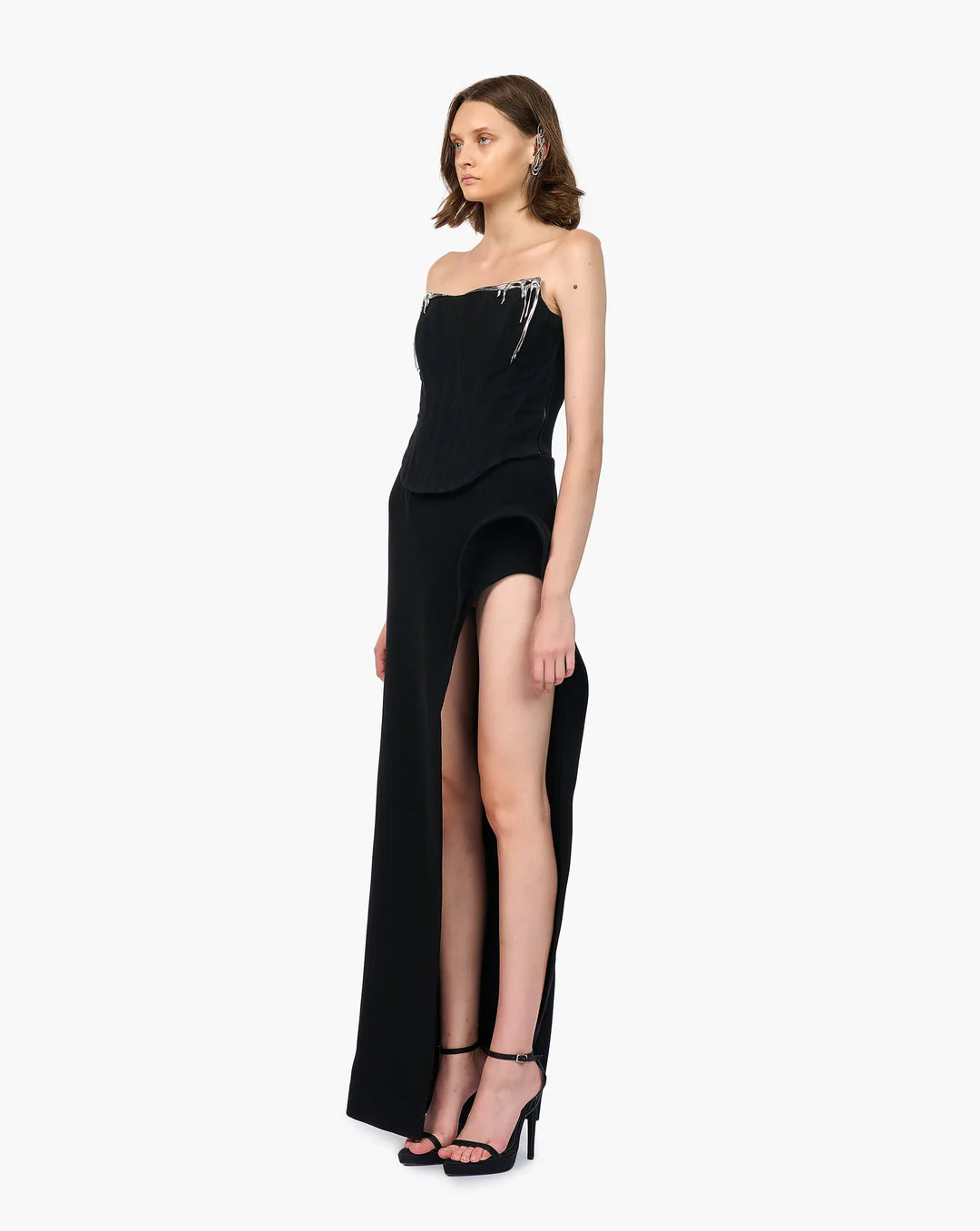 THE MOLDED NYX SKIRT