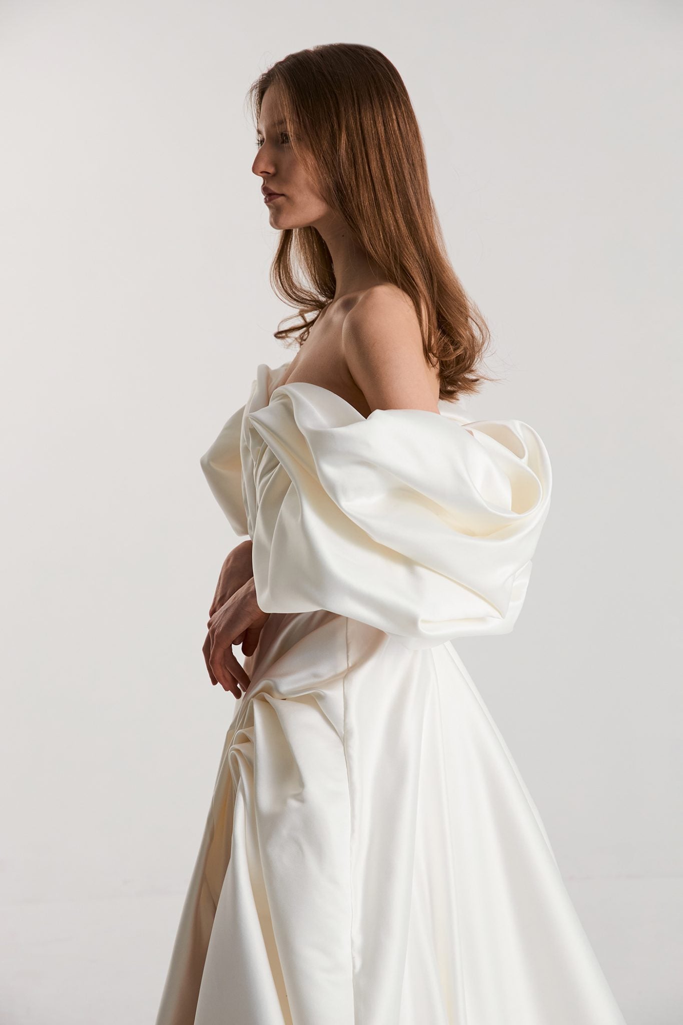 VOLUME SCULPTED DRESS