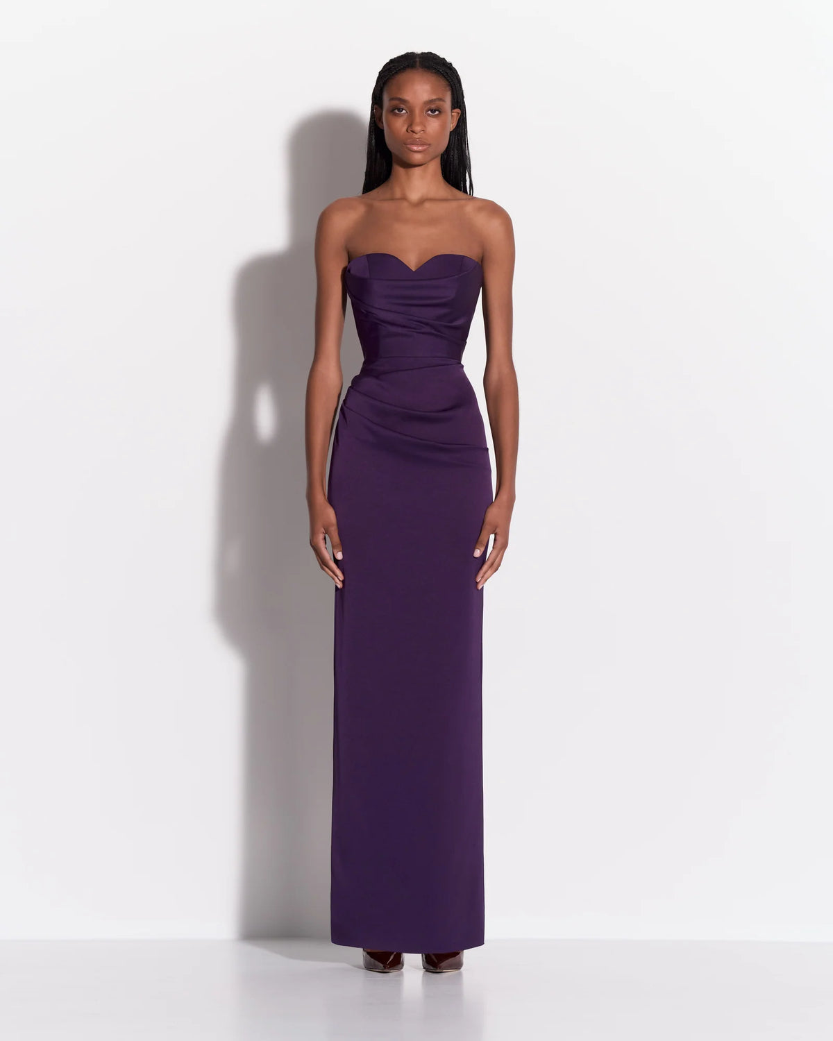 STRAPLESS SWEETHEART DRAPE COLUMN IN SATIN CREPE