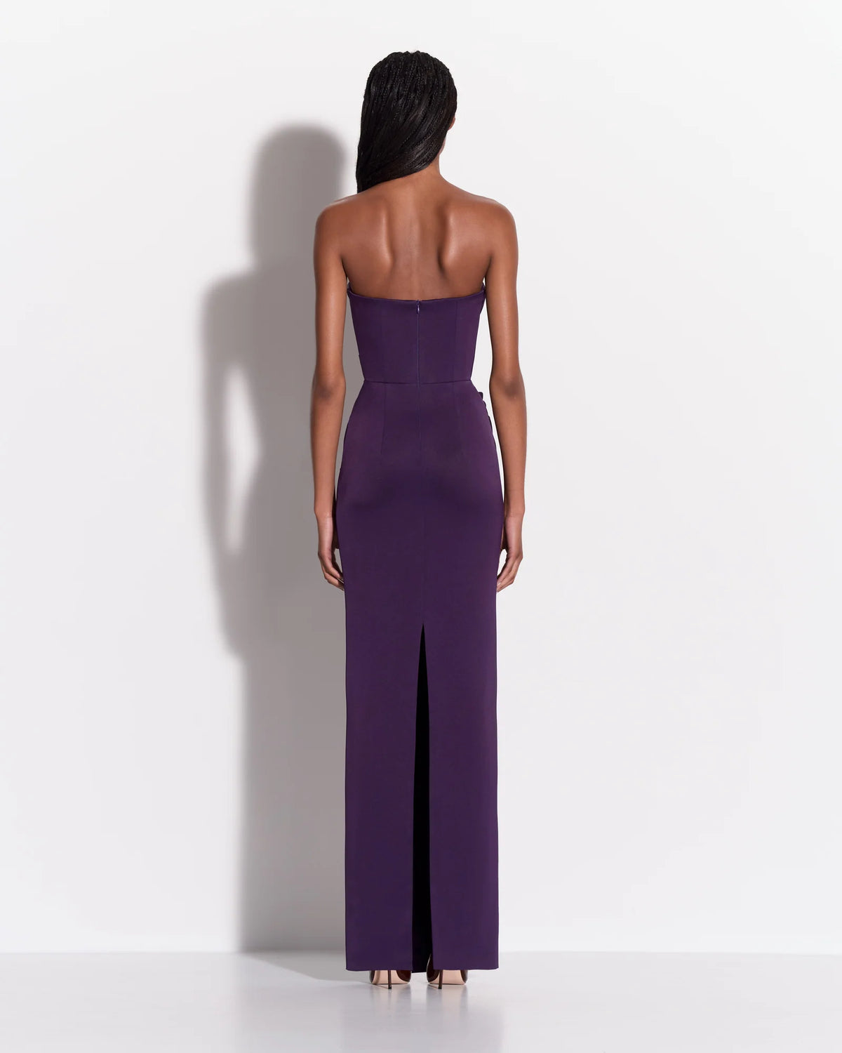 STRAPLESS SWEETHEART DRAPE COLUMN IN SATIN CREPE