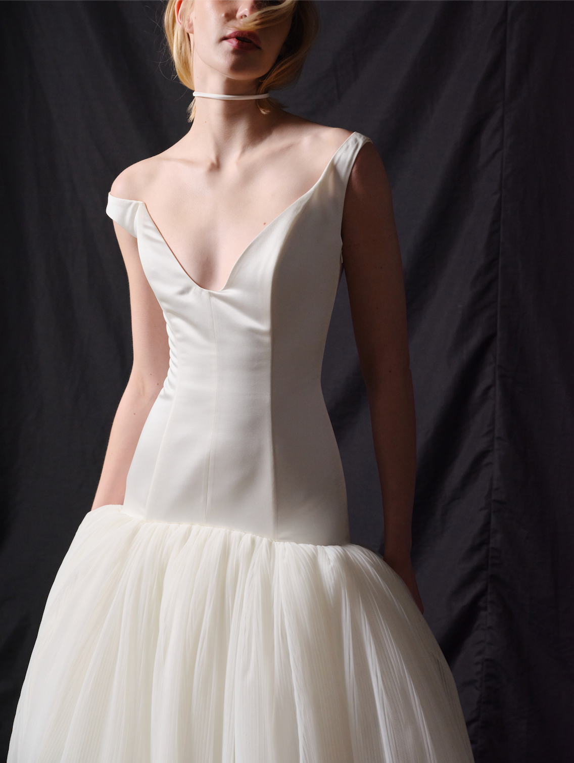 Alaya Measure in off white