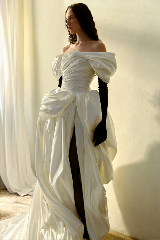 Venera Blanche dress in off white