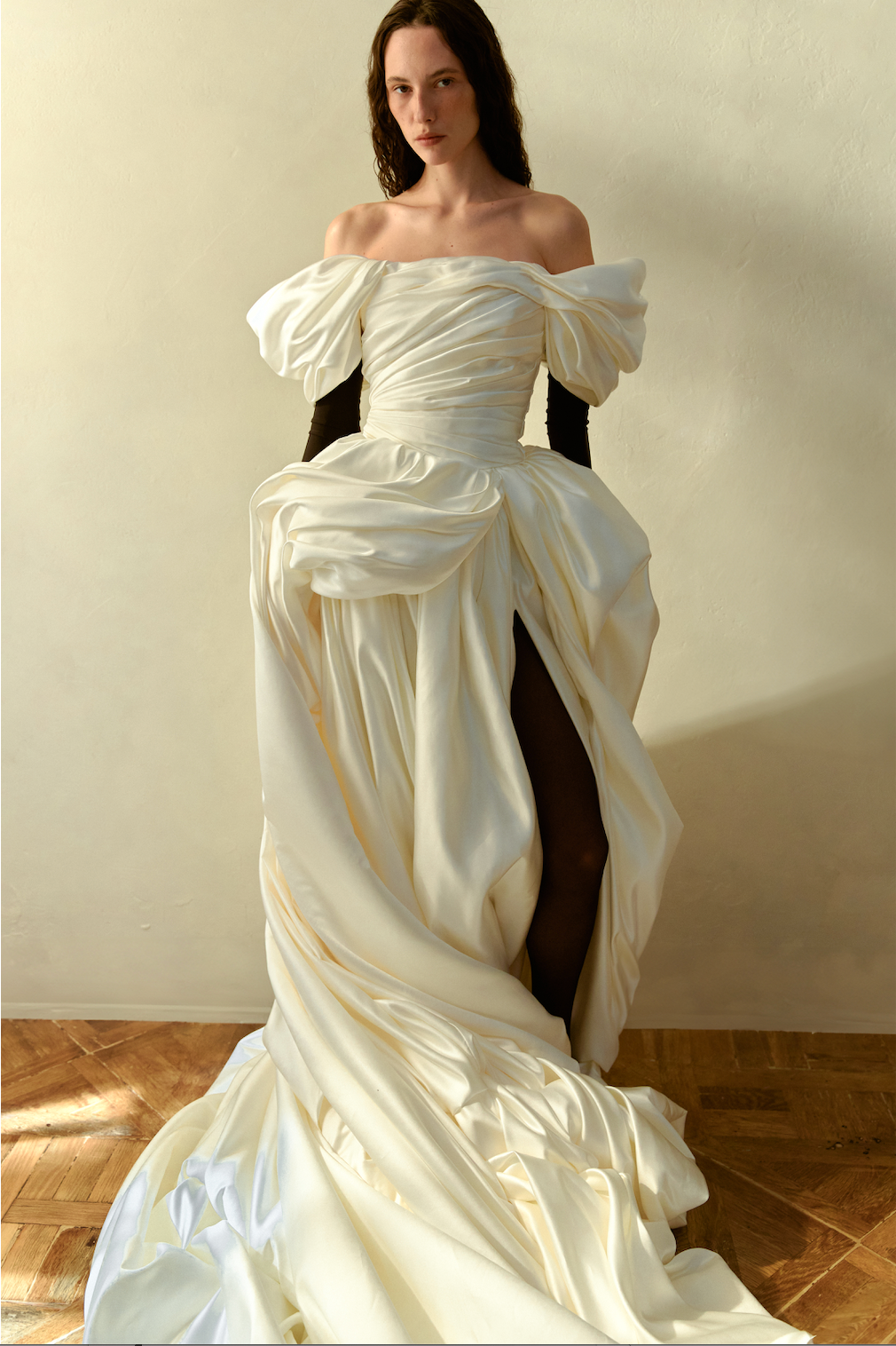 Venera Blanche dress in off white