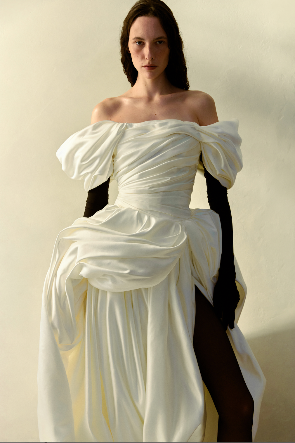Venera Blanche dress in off white