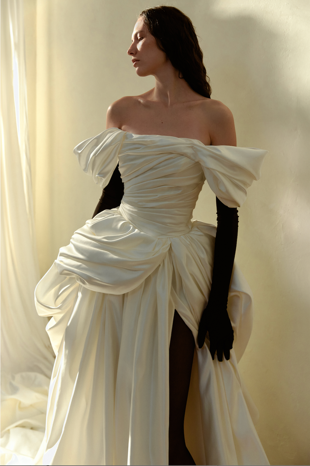 Venera Blanche dress in off white