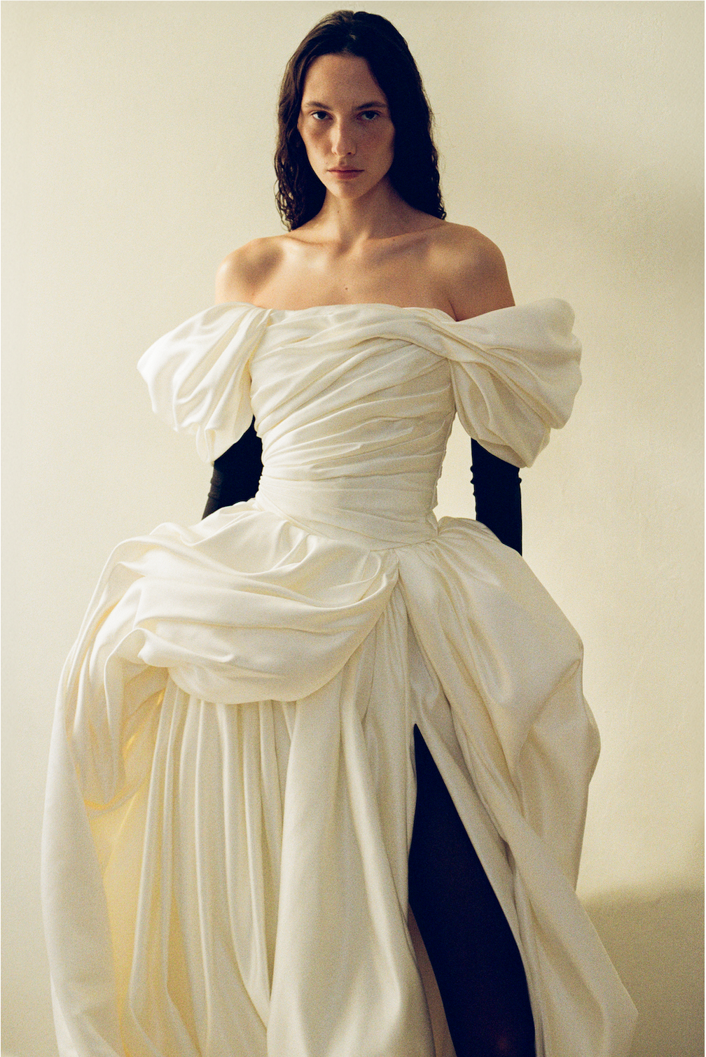 Venera Blanche dress in off white