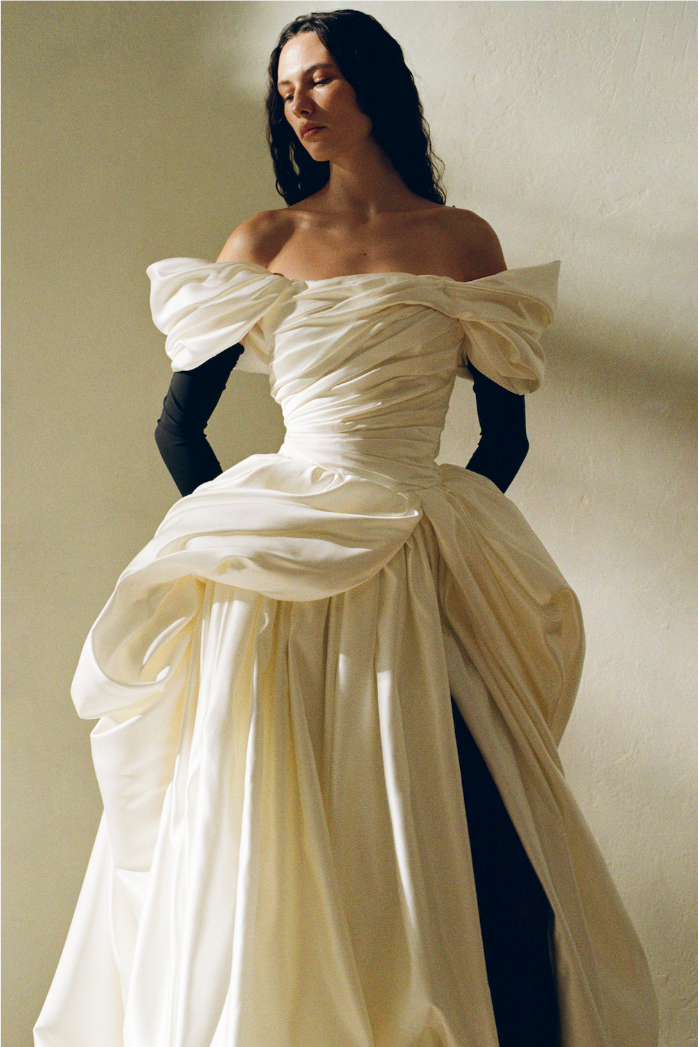 Venera Blanche dress in off white
